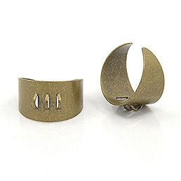 Cup & Peg Ring Settings