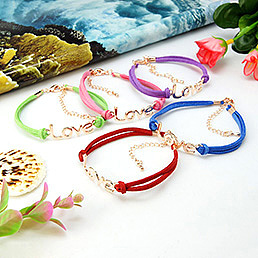 Link & Charm Bracelets